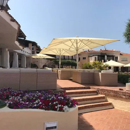 Porto Cervo. Centro, In Con Piscina Villa Porto Cervo